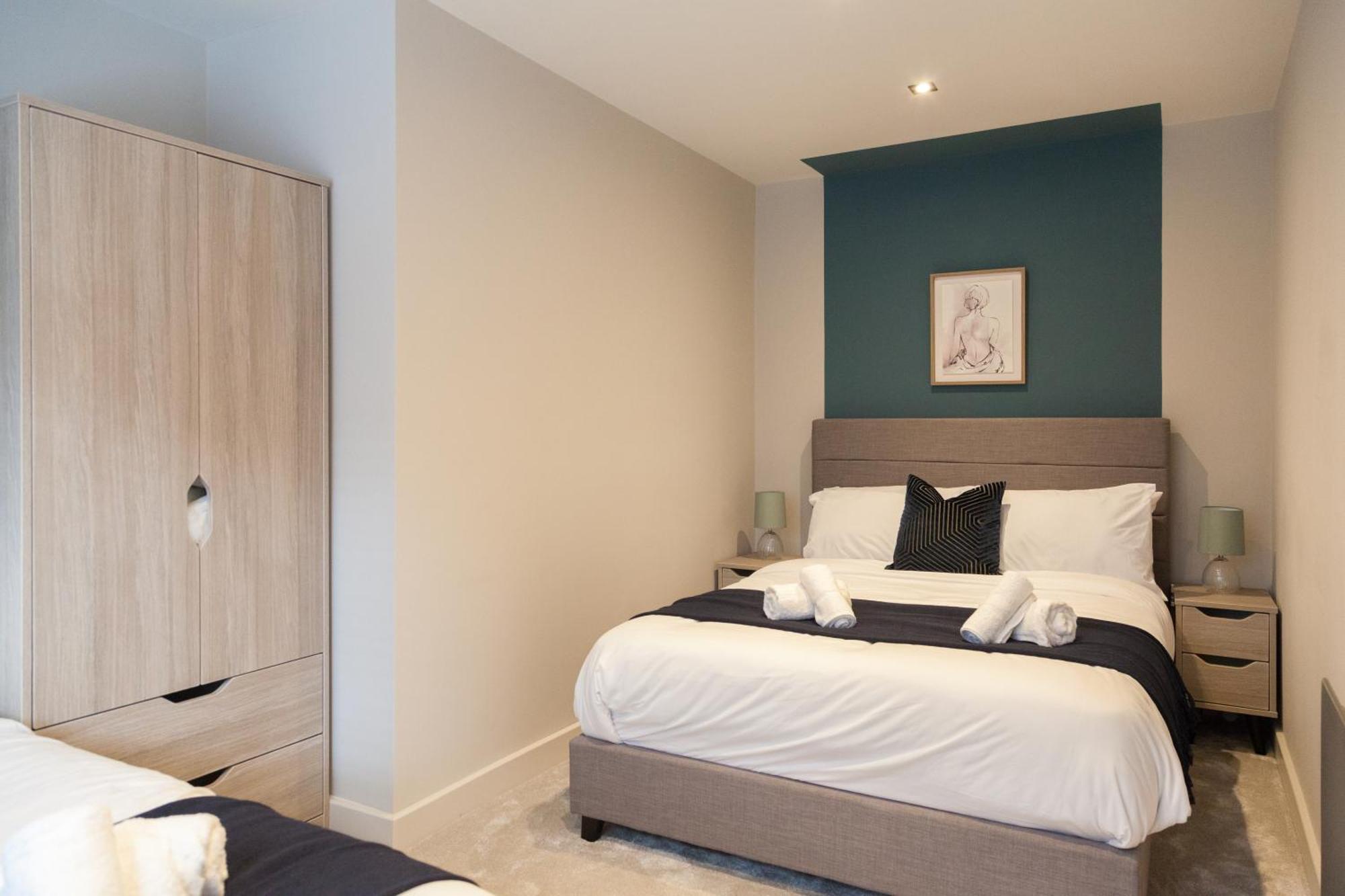 Apartment 1 Bedroom Flat - Long Term Rates-contractors-professionals-relocation *